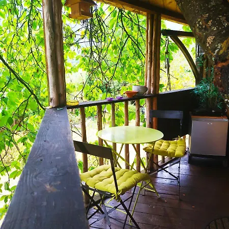 Cabane Cerise Dans L'Arbre Etapeboisee Fumay Exterior foto